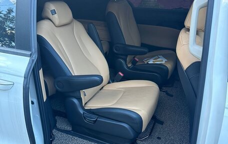 KIA Carnival, 2021 год, 4 400 000 рублей, 6 фотография