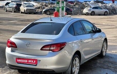 Opel Astra J, 2012 год, 590 000 рублей, 3 фотография