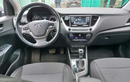 Hyundai Solaris II рестайлинг, 2018 год, 1 450 000 рублей, 8 фотография