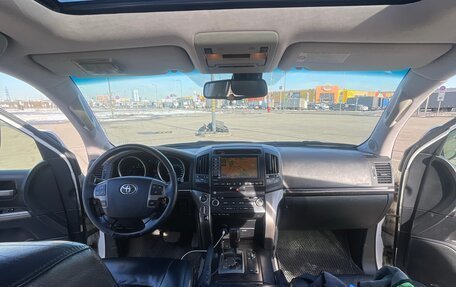 Toyota Land Cruiser 200, 2011 год, 3 100 000 рублей, 11 фотография