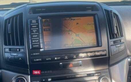 Toyota Land Cruiser 200, 2011 год, 3 100 000 рублей, 7 фотография