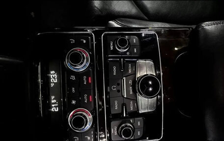 Audi A8, 2011 год, 2 100 000 рублей, 9 фотография