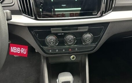 Skoda Kamiq I, 2022 год, 1 860 000 рублей, 9 фотография