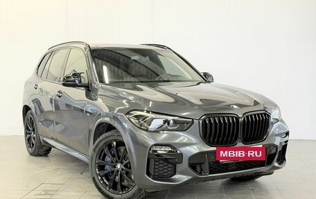 BMW X5, 2019 год, 6 977 000 рублей, 4 фотография