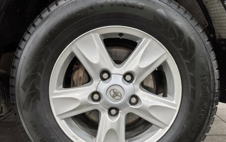 Toyota Land Cruiser 200, 2010 год, 3 290 000 рублей, 7 фотография