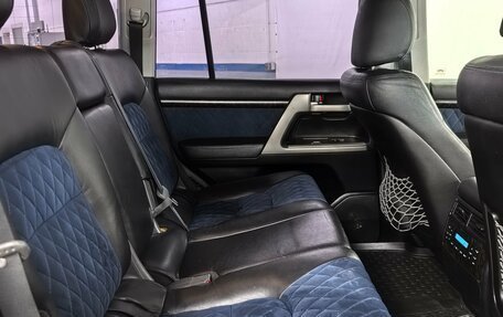 Toyota Land Cruiser 200, 2010 год, 3 290 000 рублей, 25 фотография