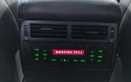 Toyota Land Cruiser 200, 2010 год, 3 290 000 рублей, 22 фотография