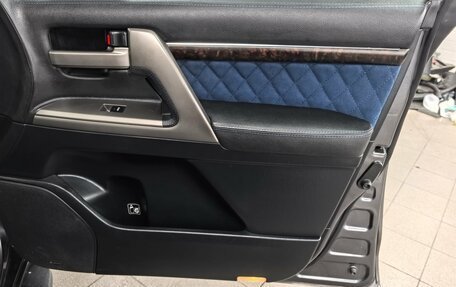 Toyota Land Cruiser 200, 2010 год, 3 290 000 рублей, 27 фотография