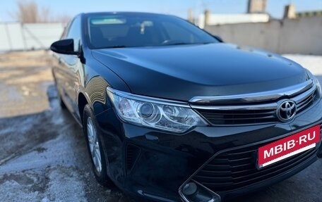 Toyota Camry, 2015 год, 1 950 000 рублей, 2 фотография