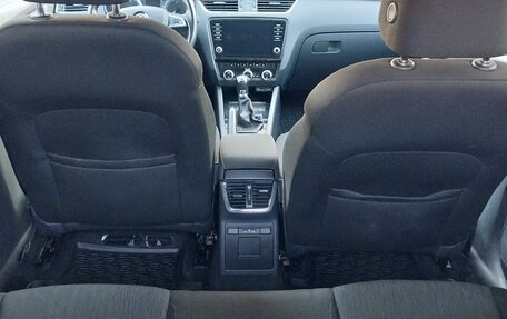 Skoda Octavia, 2017 год, 1 650 000 рублей, 8 фотография