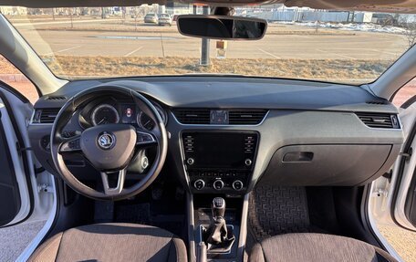 Skoda Octavia, 2017 год, 1 650 000 рублей, 7 фотография