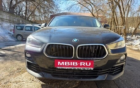 BMW X2, 2018 год, 2 600 000 рублей, 10 фотография