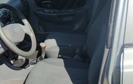 Hyundai Accent II, 2005 год, 350 000 рублей, 3 фотография