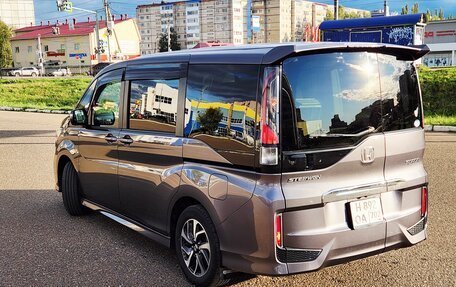 Honda Stepwgn IV, 2020 год, 2 190 000 рублей, 3 фотография