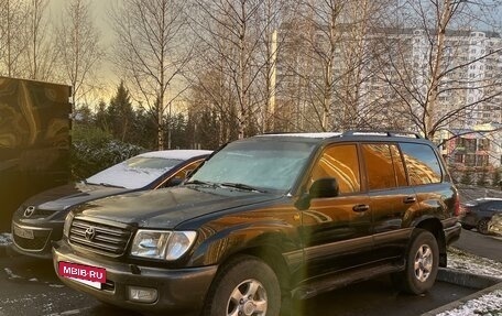 Toyota Land Cruiser 100 рестайлинг 2, 1999 год, 1 450 000 рублей, 16 фотография