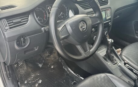 Skoda Octavia, 2018 год, 1 000 000 рублей, 2 фотография