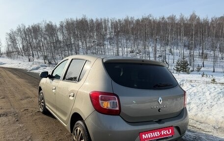 Renault Sandero II рестайлинг, 2022 год, 1 200 000 рублей, 3 фотография