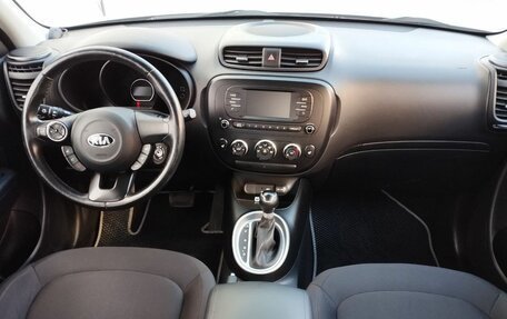 KIA Soul II рестайлинг, 2018 год, 1 600 000 рублей, 9 фотография