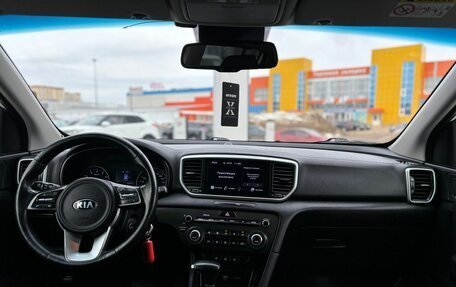 KIA Sportage IV рестайлинг, 2020 год, 2 250 000 рублей, 28 фотография