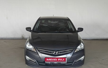Hyundai Solaris II рестайлинг, 2015 год, 1 135 000 рублей, 2 фотография