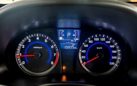 Hyundai Solaris II рестайлинг, 2015 год, 1 135 000 рублей, 13 фотография