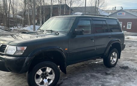 Nissan Patrol, 1998 год, 640 000 рублей, 1 фотография