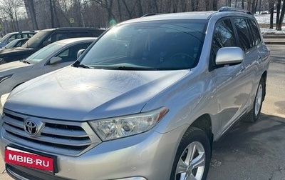 Toyota Highlander III, 2013 год, 2 850 000 рублей, 1 фотография