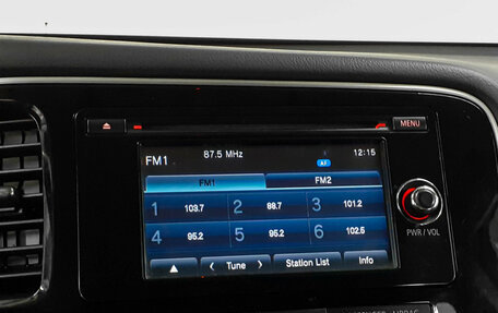 Mitsubishi Outlander III рестайлинг 3, 2014 год, 1 455 000 рублей, 13 фотография