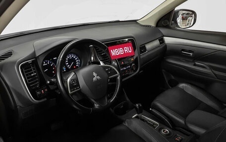 Mitsubishi Outlander III рестайлинг 3, 2014 год, 1 455 000 рублей, 7 фотография