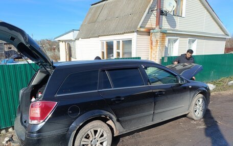 Opel Astra H, 2011 год, 650 000 рублей, 2 фотография