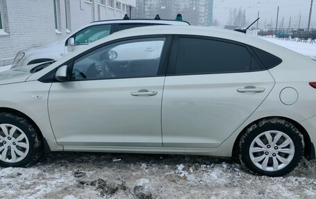 Hyundai Solaris II рестайлинг, 2017 год, 1 280 000 рублей, 4 фотография