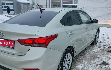 Hyundai Solaris II рестайлинг, 2017 год, 1 280 000 рублей, 5 фотография