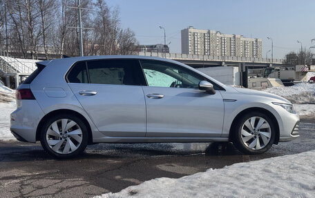 Volkswagen Golf VIII, 2019 год, 3 100 000 рублей, 4 фотография