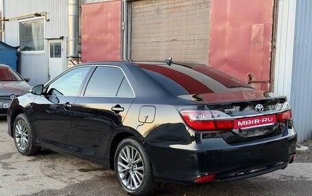 Toyota Camry, 2017 год, 2 200 000 рублей, 3 фотография