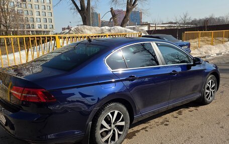 Volkswagen Passat B8 рестайлинг, 2019 год, 2 400 000 рублей, 3 фотография