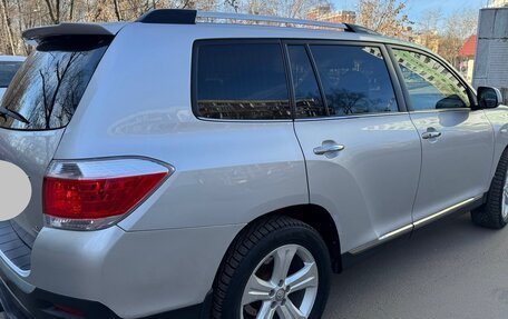 Toyota Highlander III, 2013 год, 2 850 000 рублей, 8 фотография