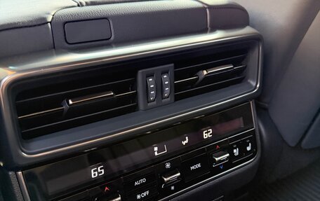 Lexus LX, 2023 год, 18 500 000 рублей, 12 фотография