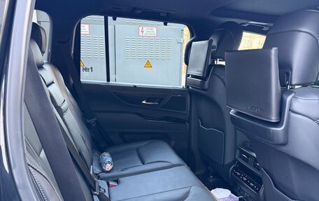 Lexus LX, 2023 год, 18 500 000 рублей, 20 фотография