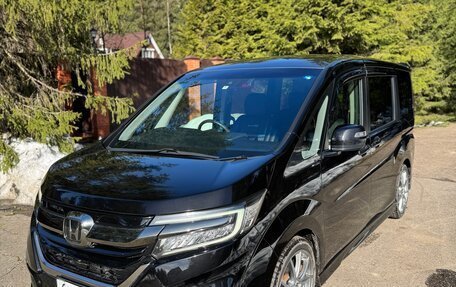 Honda Stepwgn IV, 2020 год, 2 950 000 рублей, 3 фотография