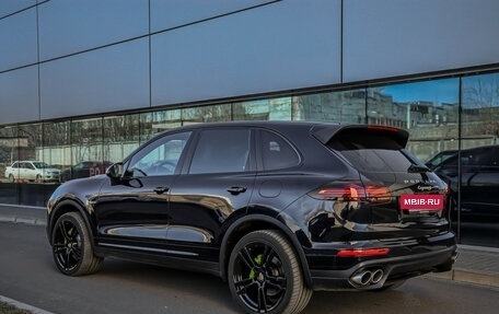 Porsche Cayenne III, 2015 год, 3 980 000 рублей, 6 фотография