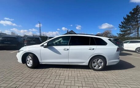 Volkswagen Golf VIII, 2022 год, 2 192 000 рублей, 1 фотография