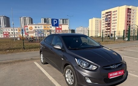 Hyundai Solaris II рестайлинг, 2012 год, 695 000 рублей, 1 фотография