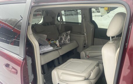 Chrysler Town & Country V рестайлинг, 2007 год, 1 200 000 рублей, 6 фотография