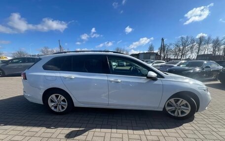 Volkswagen Golf VIII, 2022 год, 2 192 000 рублей, 4 фотография