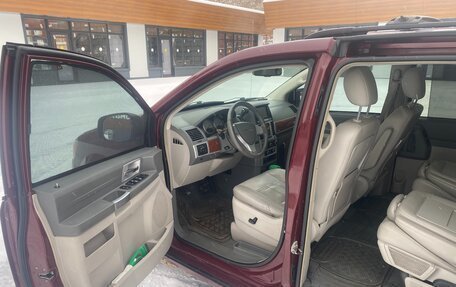 Chrysler Town & Country V рестайлинг, 2007 год, 1 200 000 рублей, 8 фотография