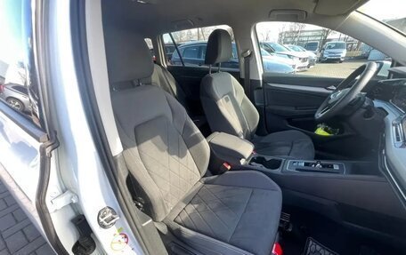 Volkswagen Golf VIII, 2022 год, 2 192 000 рублей, 8 фотография