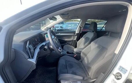 Volkswagen Golf VIII, 2022 год, 2 192 000 рублей, 13 фотография