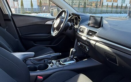 Mazda 3, 2016 год, 1 670 000 рублей, 11 фотография