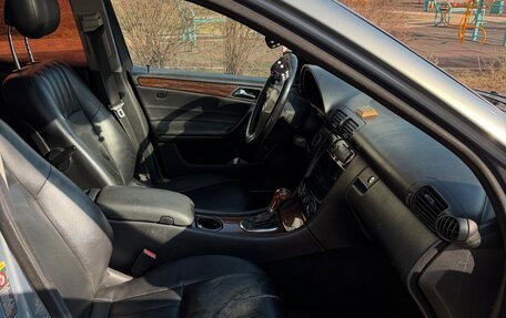 Mercedes-Benz C-Класс, 2005 год, 650 000 рублей, 11 фотография