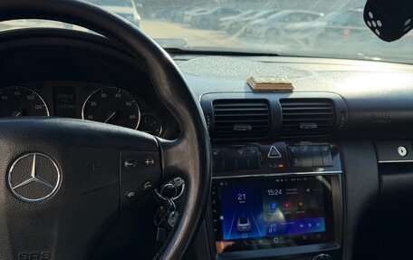 Mercedes-Benz C-Класс, 2005 год, 650 000 рублей, 26 фотография